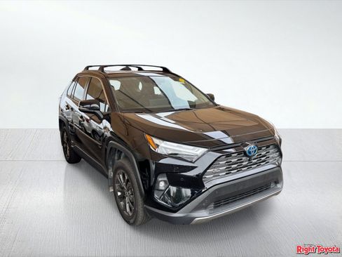 Used 2024 Toyota RAV4 Limited w/ Advanced Technology Package AWD/4WD image 5
