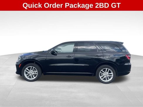 Used 2023 Dodge Durango GT image 2