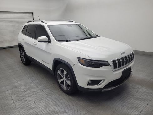 Used 2019 Jeep Cherokee Limited FWD image 13