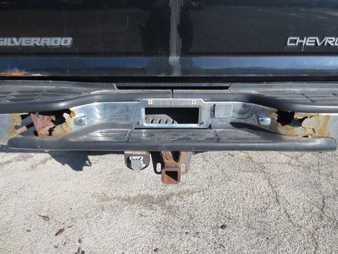 Used 2002 Chevrolet Silverado 2500 LT w/ Off-Road Skid Plate Pkg image 14