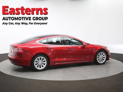 Used 2018 Tesla Model S 100D AWD/4WD image 37