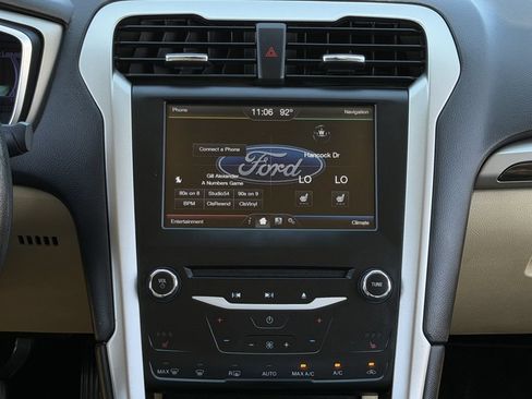 Used 2013 Ford Fusion SE FWD image 18