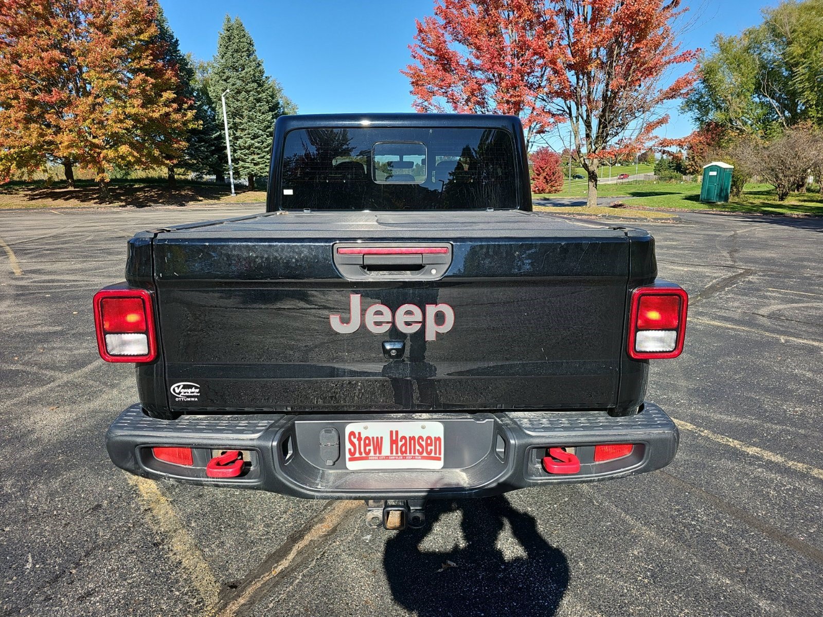 Used 2022 Jeep Gladiator Rubicon w/ Cold Weather Group AWD/4WD image 5