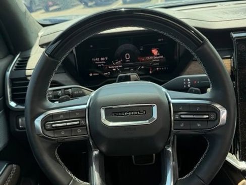 Used 2026 GMC Acadia Denali Ultimate w/ LPO, Floor Liner Package AWD/4WD image 16