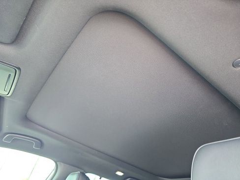 Certified 2025 Honda Pilot Black Edition image 18