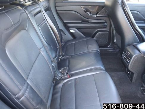 Used 2022 Lincoln Corsair AWD w/ Premium Package image 27