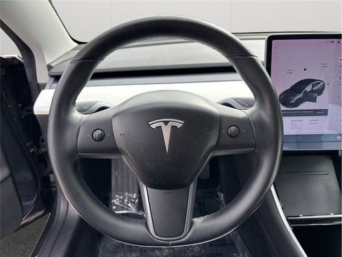 Used 2019 Tesla Model 3 Long Range image 22