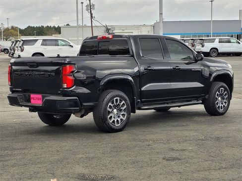 Used 2024 Chevrolet Colorado LT w/ LT Convenience Package III image 4