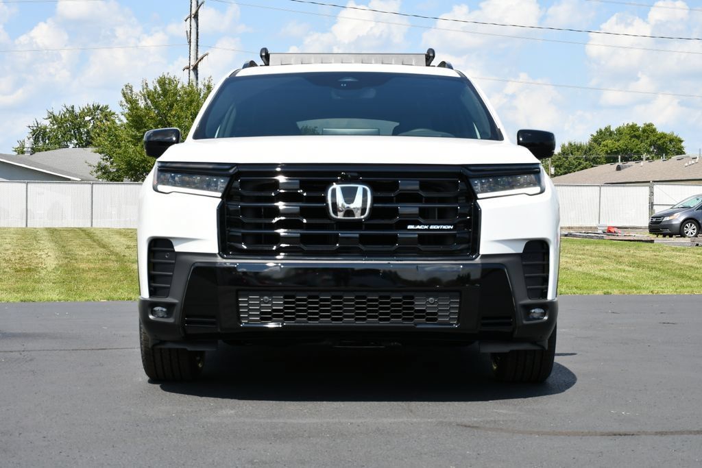 New 2026 Honda Pilot Black Edition image 2