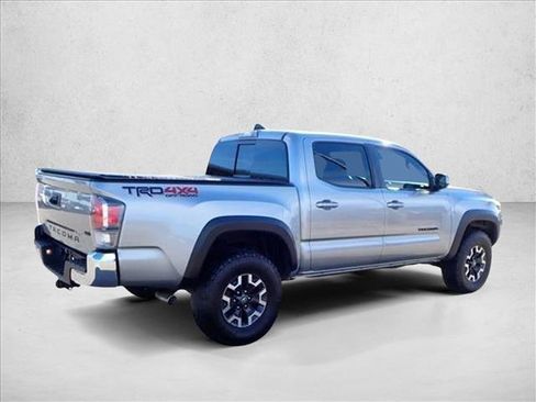 Used 2020 Toyota Tacoma TRD Off-Road image 4