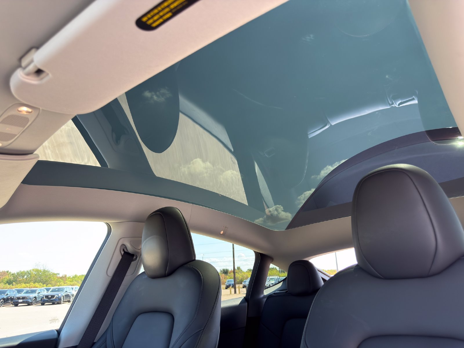 Used 2024 Tesla Model Y Long Range AWD/4WD image 22