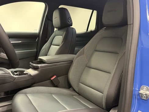 New 2026 GMC Terrain AT4 w/ Convenience Package III image 24