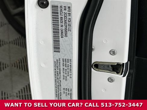 Used 2023 Chrysler 300 Touring w/ Sport Appearance Package image 34