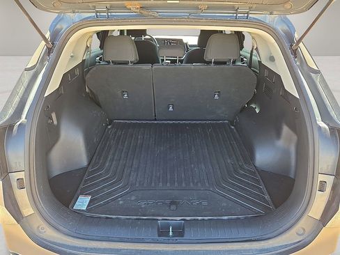 Used 2024 Kia Sportage LX FWD image 13