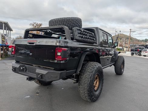 Used 2020 Jeep Gladiator Overland image 16