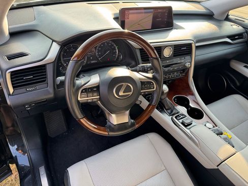 Used 2018 Lexus RX 350L FWD image 23