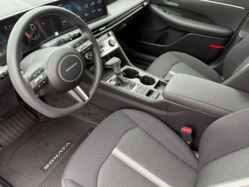 New 2026 Hyundai Sonata SE FWD image 8