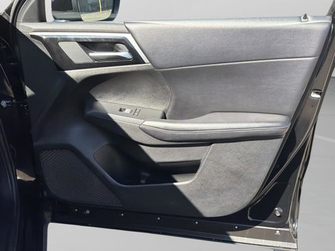 Used 2024 Mitsubishi Outlander SE image 30