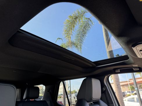 New 2025 Toyota 4Runner TRD Off-Road Premium image 3