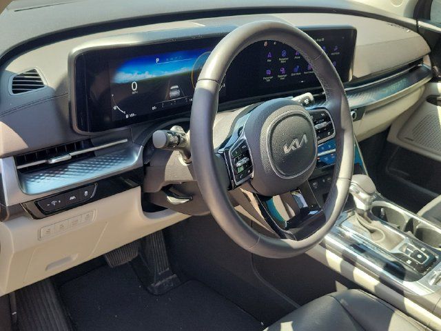Certified 2024 Kia Carnival SX Prestige FWD image 18