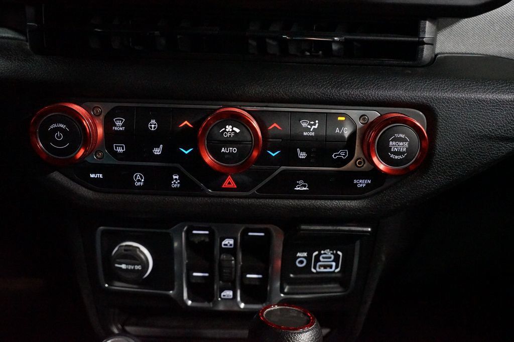 Used 2024 Jeep Wrangler Unlimited Sport AWD/4WD image 21
