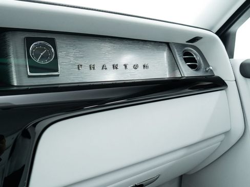 Certified 2026 Rolls-Royce Phantom Sedan RWD image 49