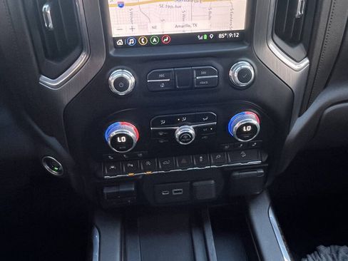 Used 2019 GMC Sierra 1500 Denali w/ Driver Alert Package II AWD/4WD image 9
