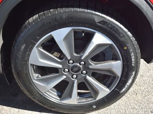 Used 2024 Ford Escape Platinum AWD/4WD image 49