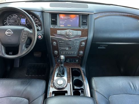 Used 2017 Nissan Armada Platinum image 4