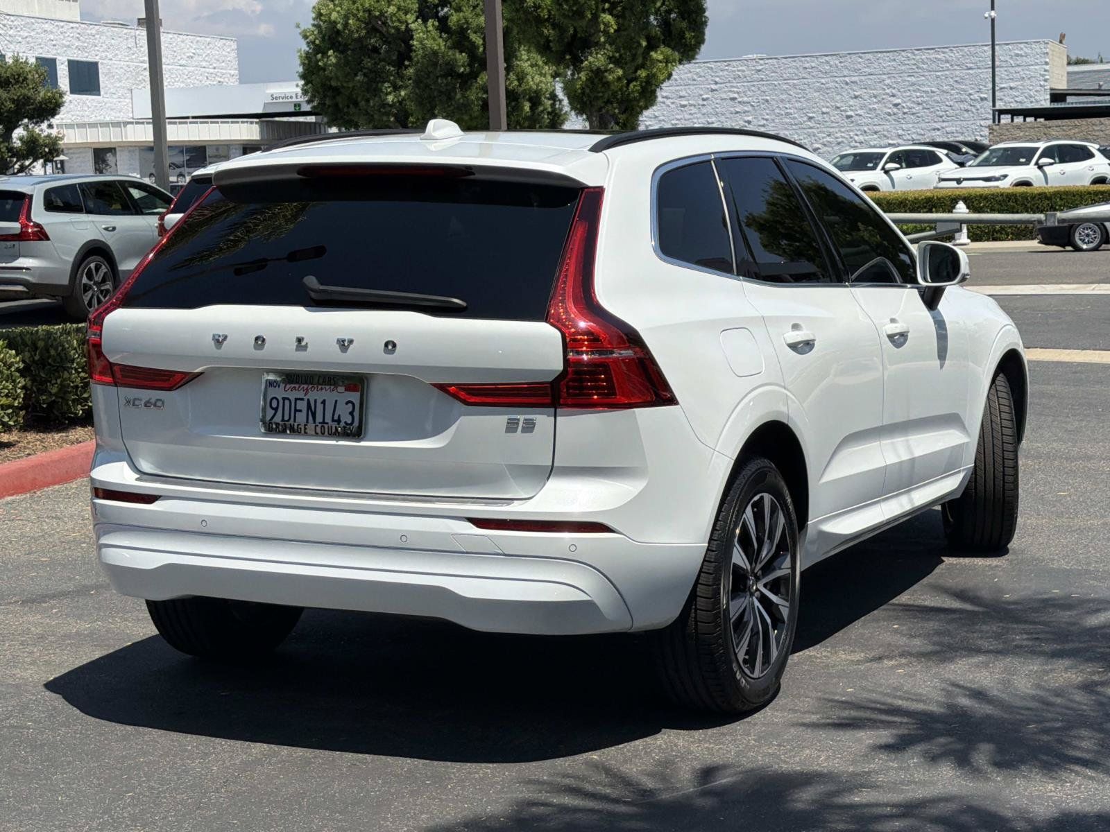 Certified 2023 Volvo XC60 B5 Core w/ Climate Package FWD image 5