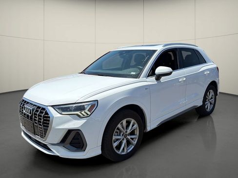 Used 2024 Audi Q3 2.0T Premium AWD/4WD image 3