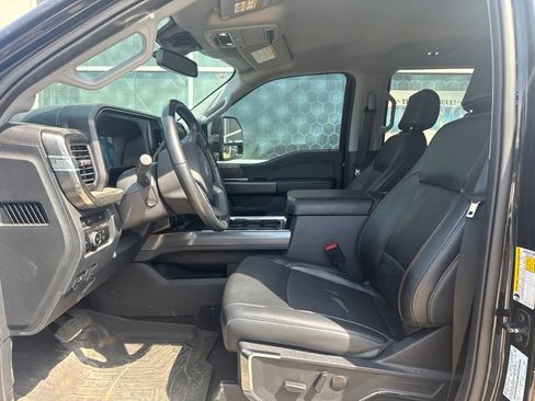 Used 2024 Ford F350 Lariat w/ FX4 Off-Road Package AWD/4WD image 9