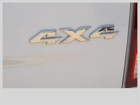 Used 2015 RAM 3500 SLT AWD/4WD image 36