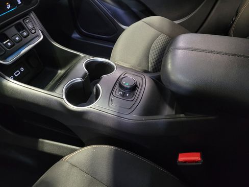 Used 2020 GMC Terrain SLE FWD image 26
