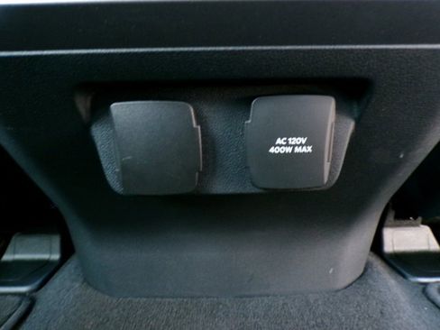 Used 2024 Ford F250 Lariat w/ Lariat Ultimate Package image 13