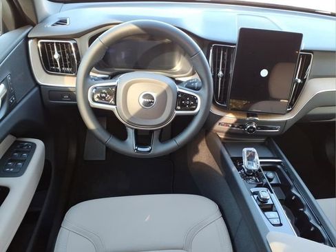New 2026 Volvo XC60 B5 Core w/ Climate Package image 11