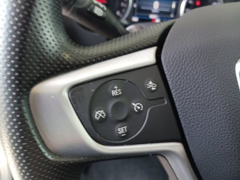 Used 2024 GMC Terrain SLE AWD/4WD image 34