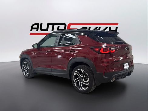 Used 2025 Chevrolet TrailBlazer RS w/ Convenience Package FWD image 4