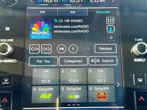 Certified 2025 Subaru Crosstrek 2.5i Limited w/ Crosstrek Mirror Package image 21