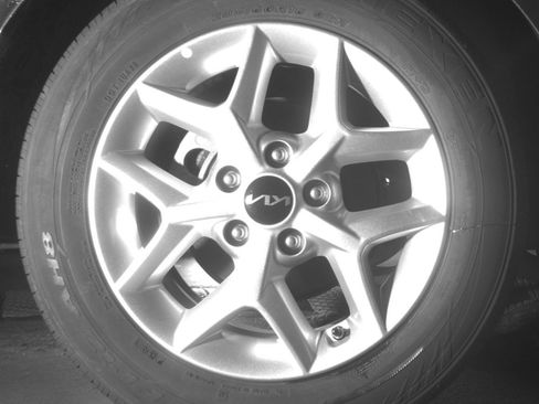 Used 2025 Kia Soul LX w/ LX Technology Package FWD image 27