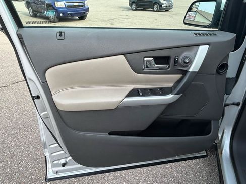 Used 2013 Ford Edge SEL FWD image 14
