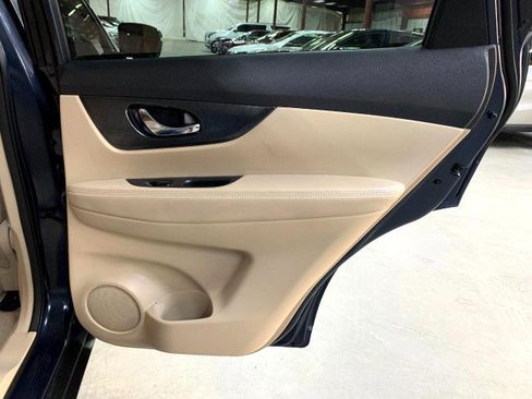 Used 2015 Nissan Rogue SL image 47