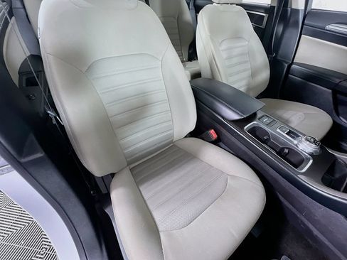 Used 2018 Ford Fusion S FWD image 25