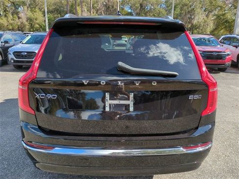 Certified 2023 Volvo XC90 B5 Plus image 5