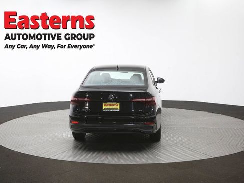 Used 2024 Volkswagen Jetta SE FWD image 35