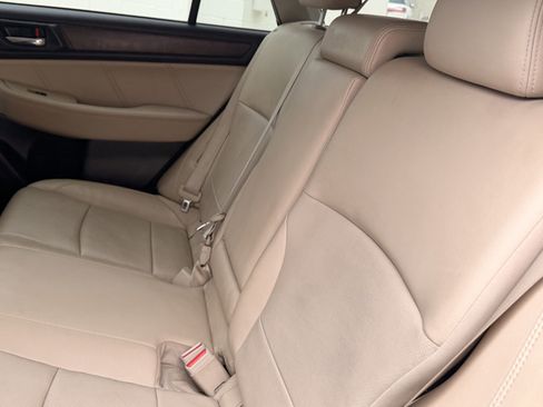 Used 2018 Subaru Outback 2.5i Limited AWD/4WD image 20