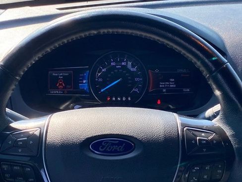 Used 2018 Ford Explorer Limited FWD image 9