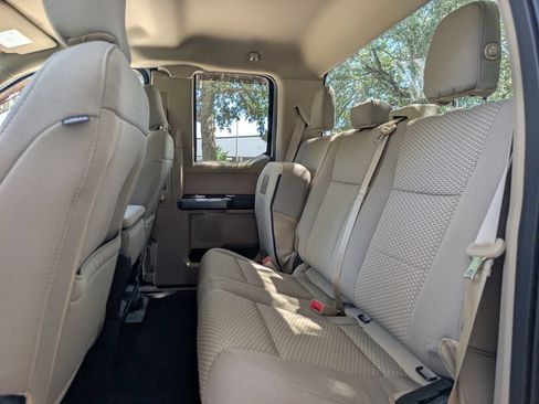 Used 2018 Ford F150 XLT w/ Equipment Group 302A Luxury AWD/4WD image 23
