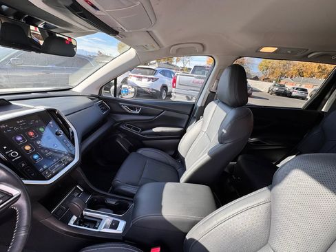 Used 2024 Subaru Ascent Limited image 11