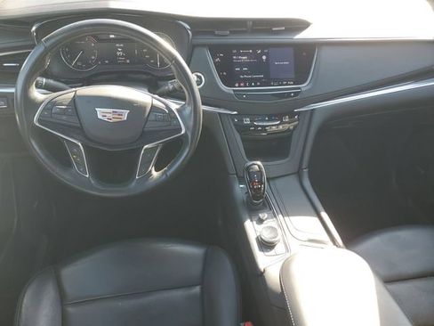 Certified 2023 Cadillac XT5 Premium Luxury AWD/4WD image 13